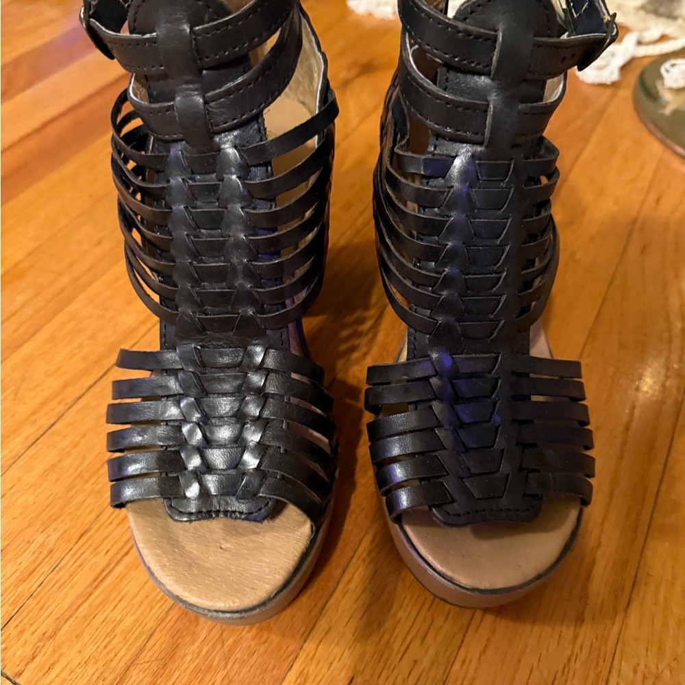 Black Gladiator-Inspired Sandals with Chunky Heel